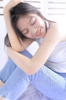 我爸比我小四岁